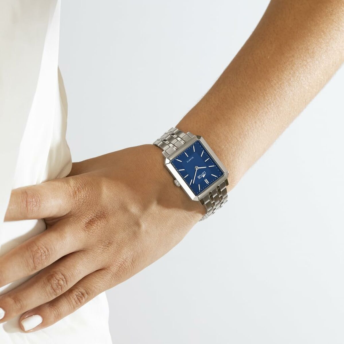 V3HF3E0543DCA78080CDDCBE55E25E86BC7R6185336P3