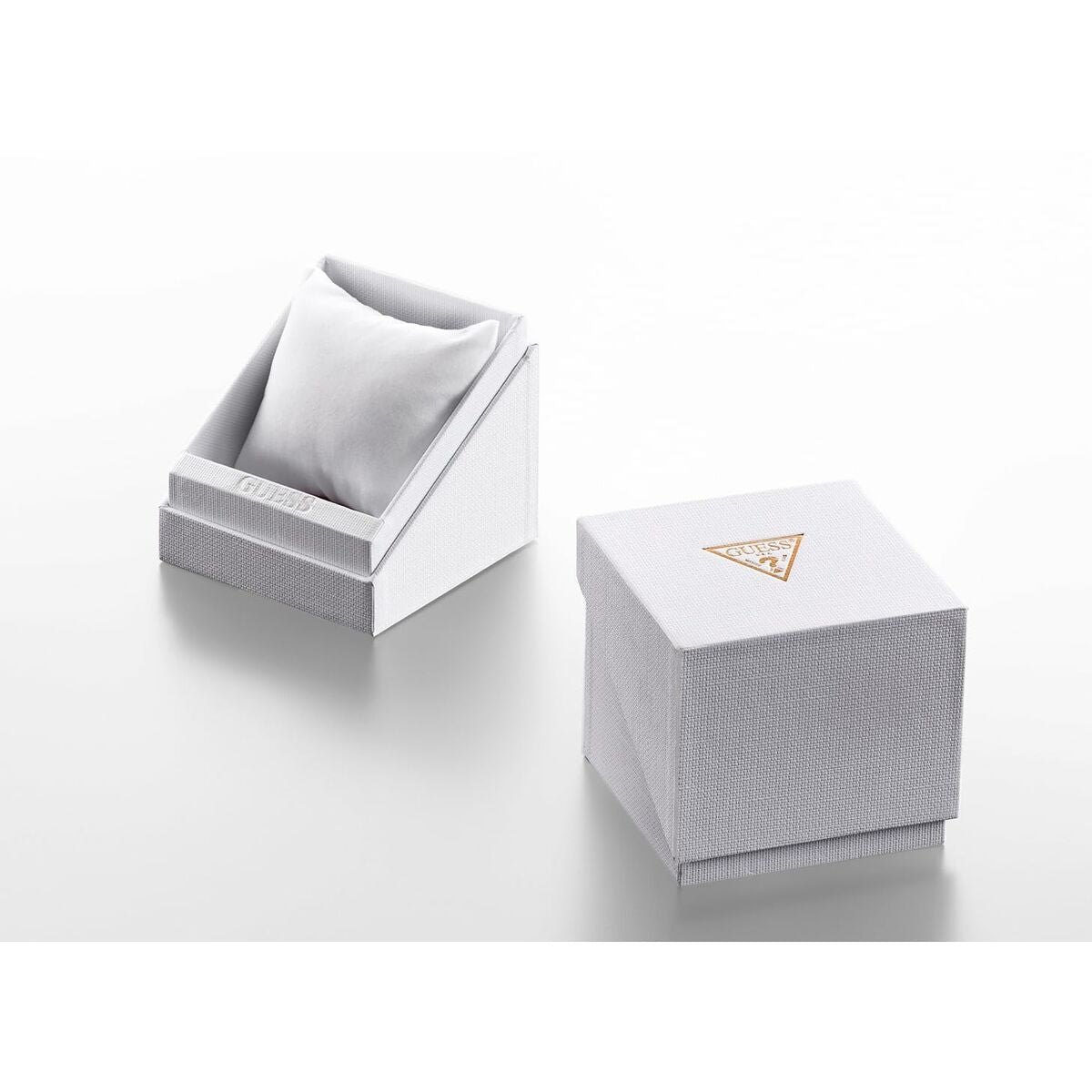 V4H0228A9EE7C8D6D58A321B7CA9E7F5DBCR5793228P9