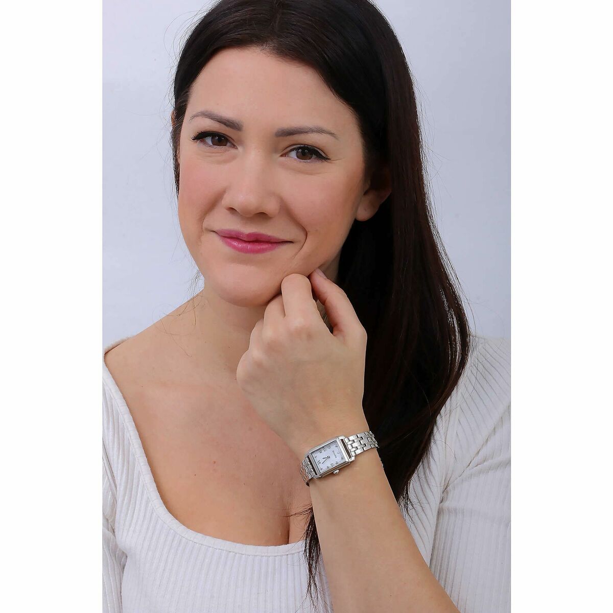 V3H76CE9A33262D47057FAD13515567F520R7115013P4